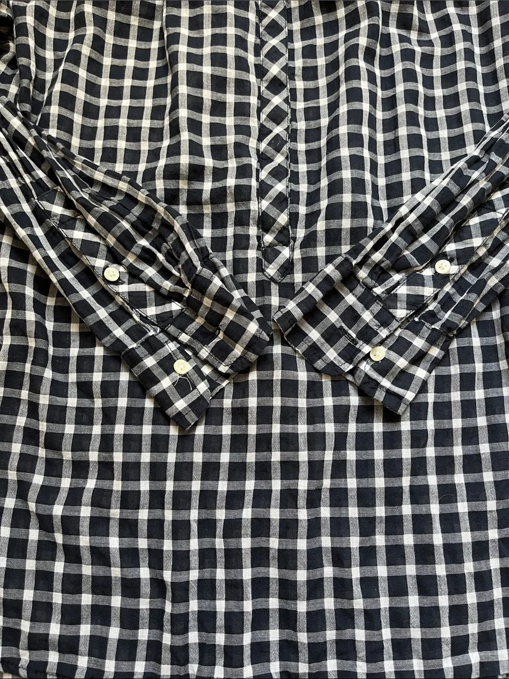 J. Crew Navy and White Gingham 100% Cotton Ruffle Neck Blouse Size 00 Preppy